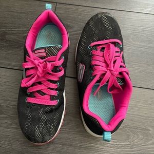 Skechers Girl's Move 'N Groove Sparkle Spinner Trainers Size 4